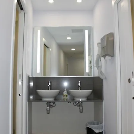 Linares 旅馆 圣地亚哥－德孔波斯特拉