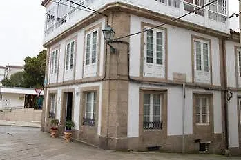 Linares *
